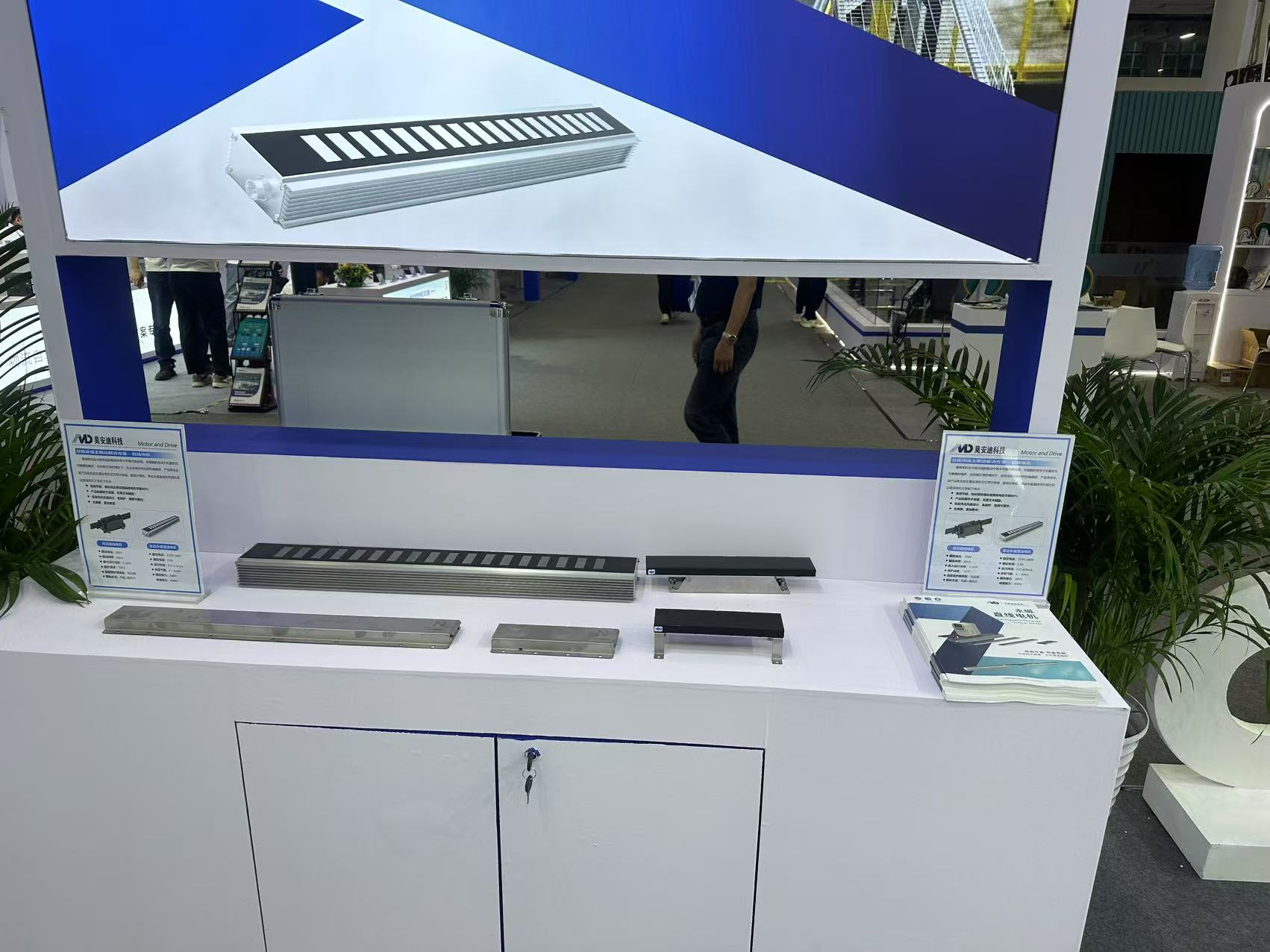 C0E9166BA1E99389E70FC7F574FB046